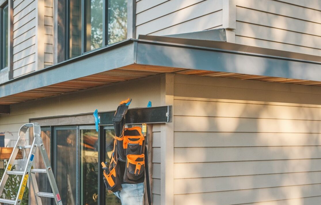 Narzędzia używane do montażu podbitki z blachy płaskiej