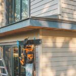 Narzędzia używane do montażu podbitki z blachy płaskiej